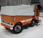 Montreal Model 552 Machine