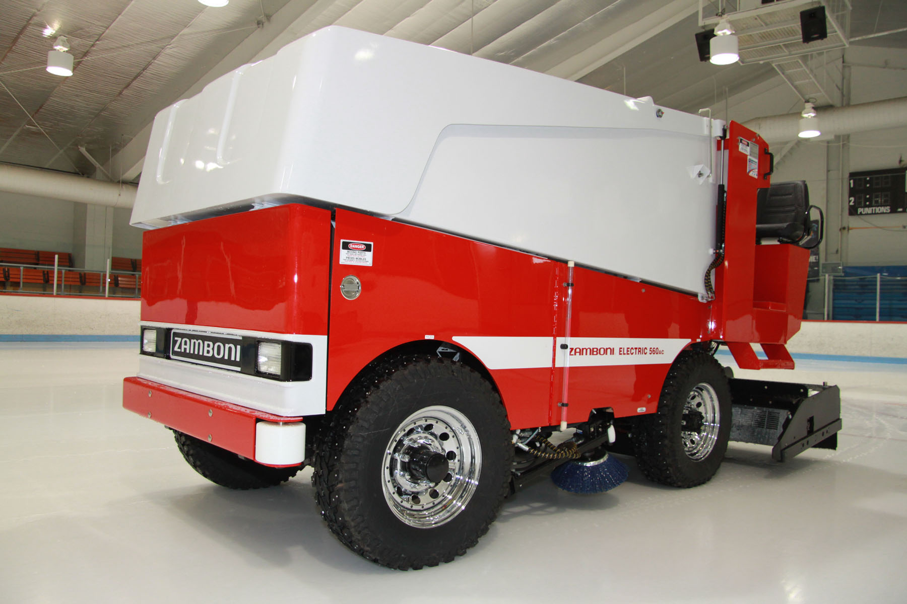 Model 560AC Electric Zamboni